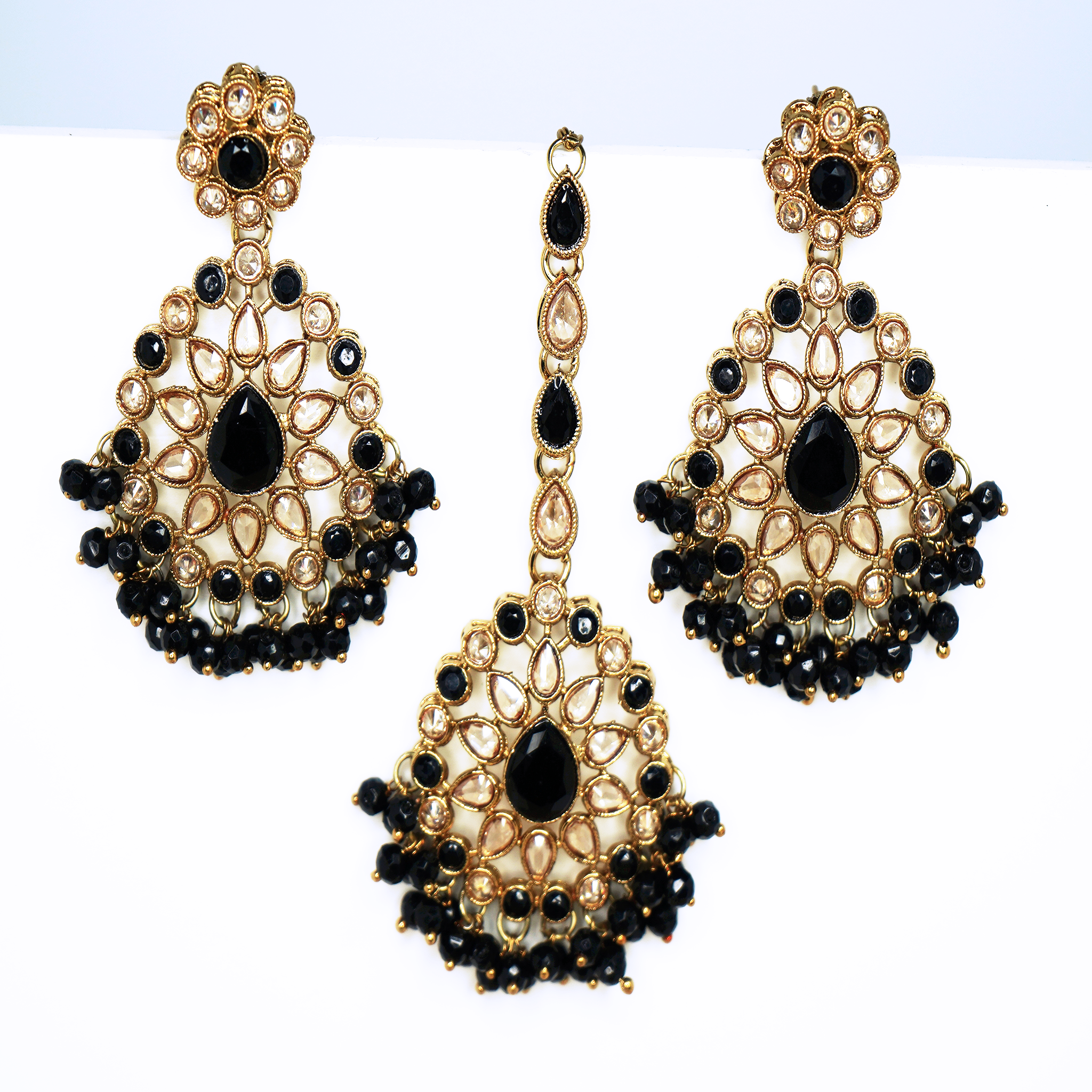 Dilara-Earrings Tikka Set