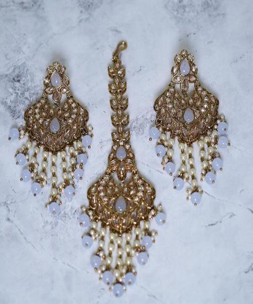 Rhea Earrings Tikka Set